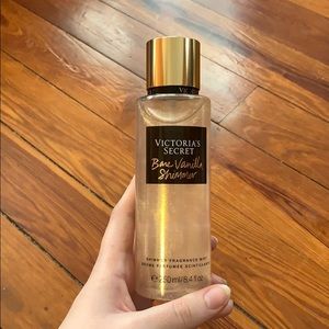 Victoria’s Secret Shimmer Fragrance Mist
